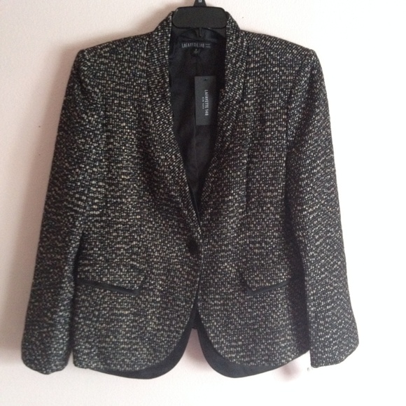 Lafayette 148 New York Jackets & Blazers - HOST PICK ✨Lafayette 148 New York Tweed Blazer